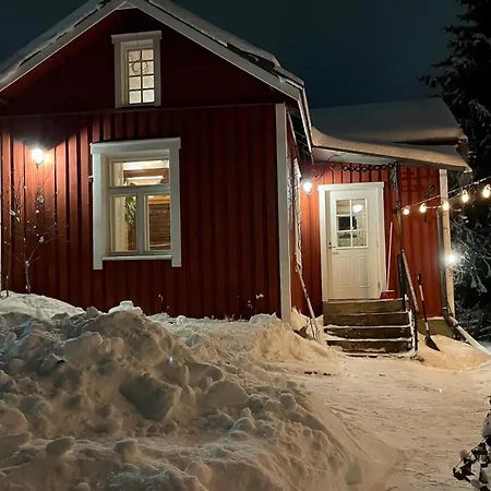 Villa Torppa, Puusauna Ja Ulkoporeallas *