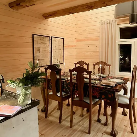Torppa, Puusauna Ja Ulkoporeallas * Lahti